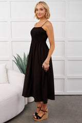 Major Flirt Sleeveless Smocked Midi Dress (Black)