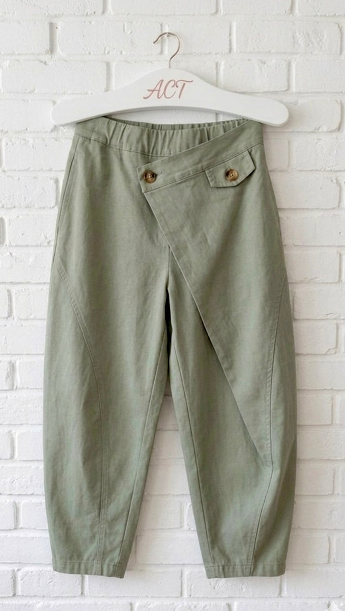 Pantalón asimétrico cruzado +4colores