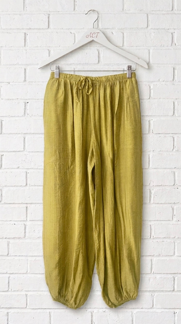 Pantalón bombacho de viscosa fluido +4 colores
