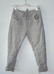 Pantalón slim +3 colores
