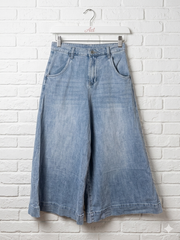 Pantalón tejano culotte