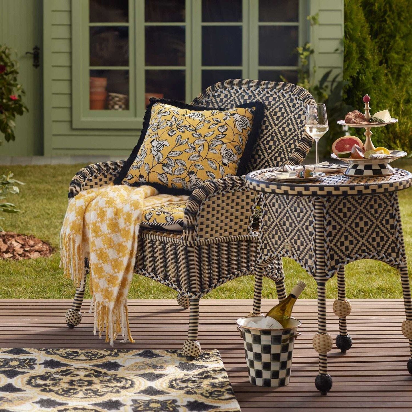 Courtly Check Enamel Two Tier Sweet Stand