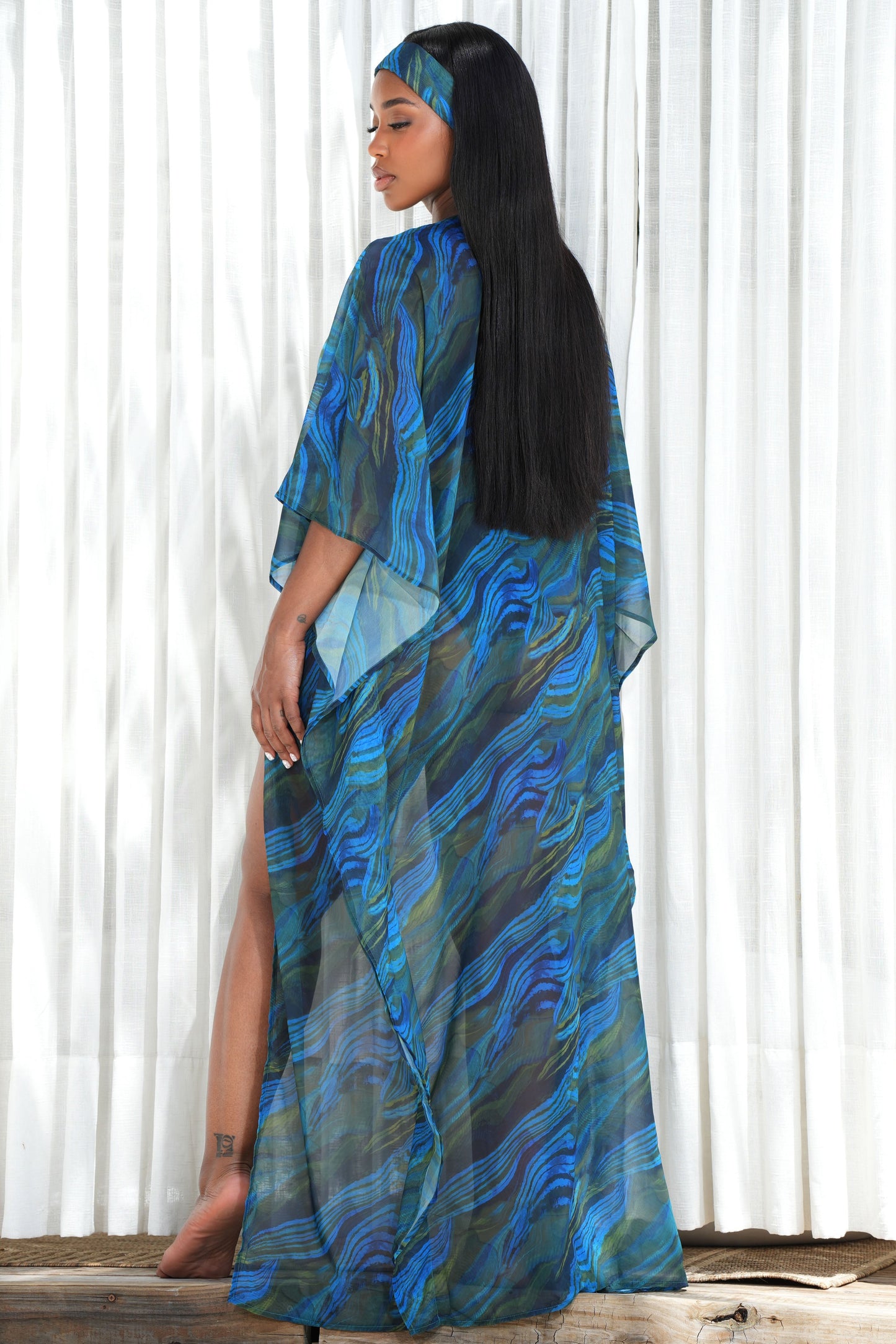 ESCAPE REALITY KIMONO-OCEANSHORE