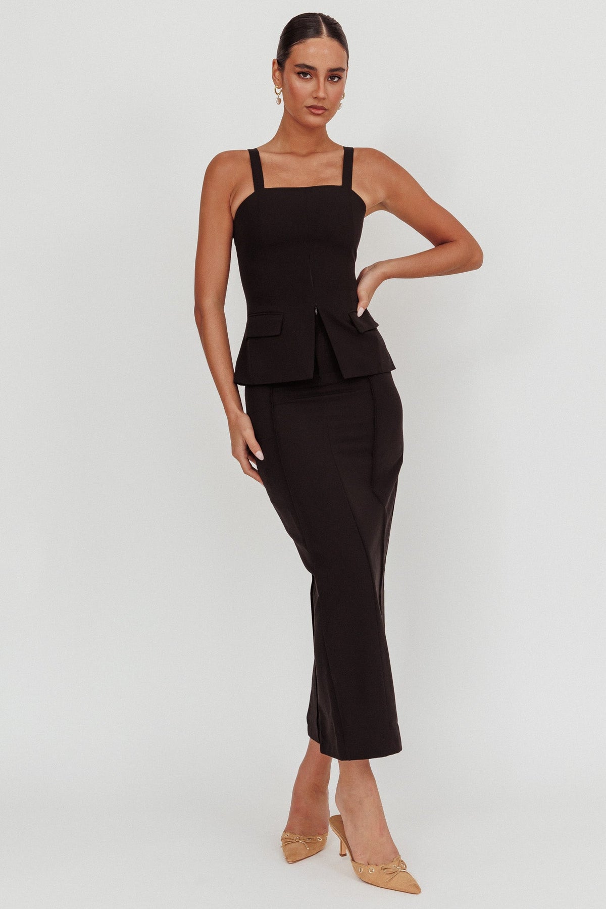 Like I Do Front Zip Sleeveless Top Black