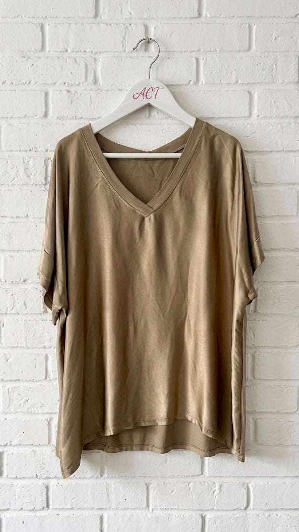 Camiseta Carla cuello pico