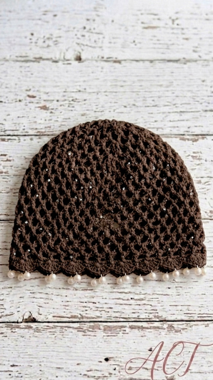 Gorro de crochet con perlas +2 colores