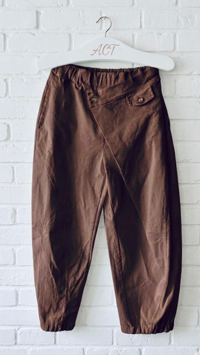 Pantalón asimétrico cruzado +4colores
