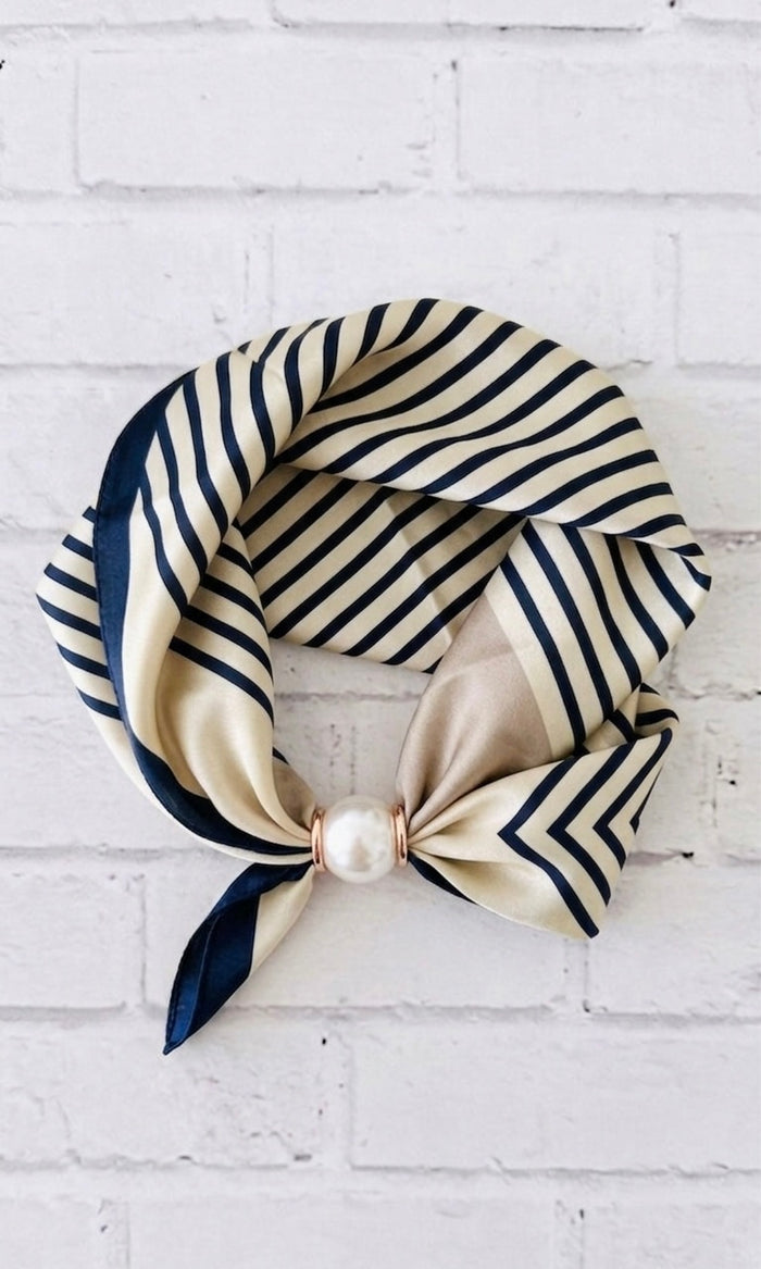 Rayas beige y marino