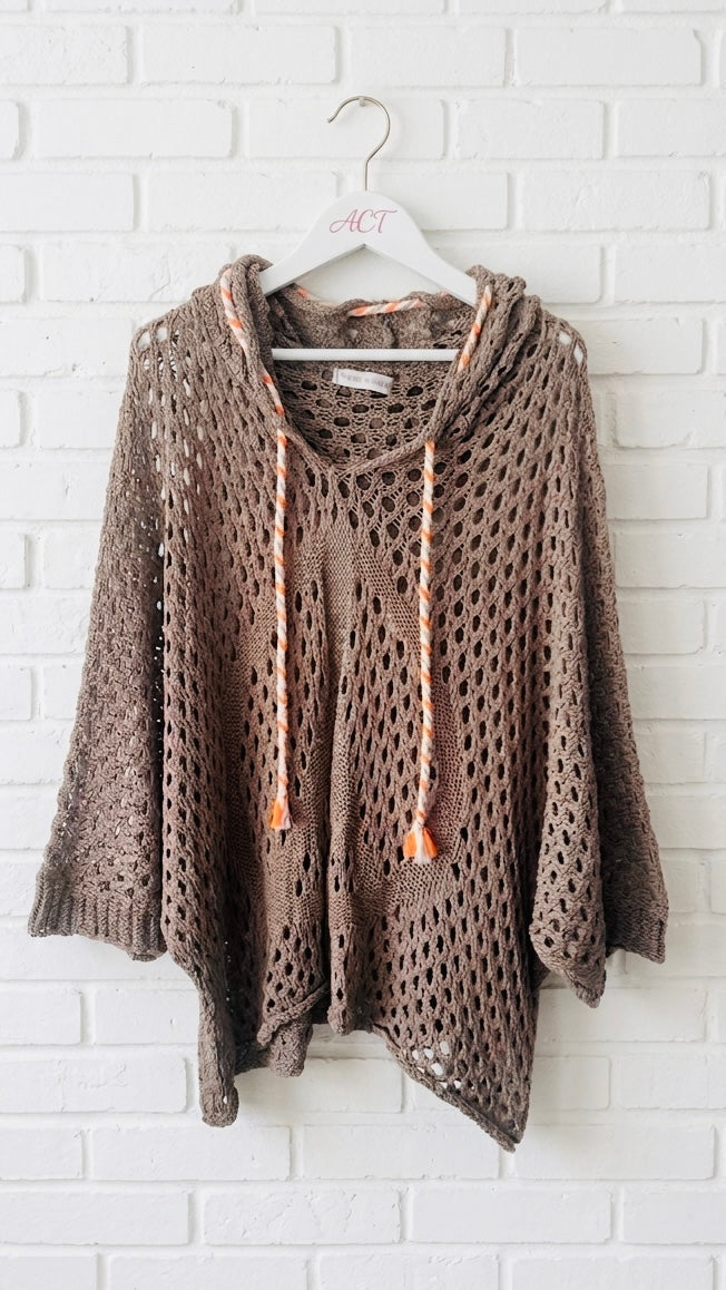Poncho de punto calado con capucha  +2 colores