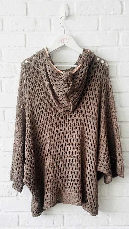 Poncho de punto calado con capucha  +2 colores