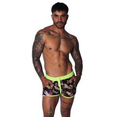 Trend Yellow Beachwear en modelo de Gigo Underwear